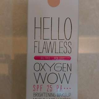 Benefit妝完美活氧防曬粉底液SPF25. PA+++
