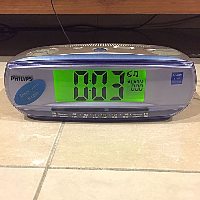 Philips Clock Radio And Alarm, Electronics, Audio on Carousell