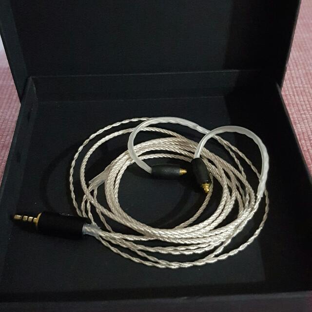 Tinsel Cable, Mobile Phones & Gadgets, Mobile & Gadget Accessories