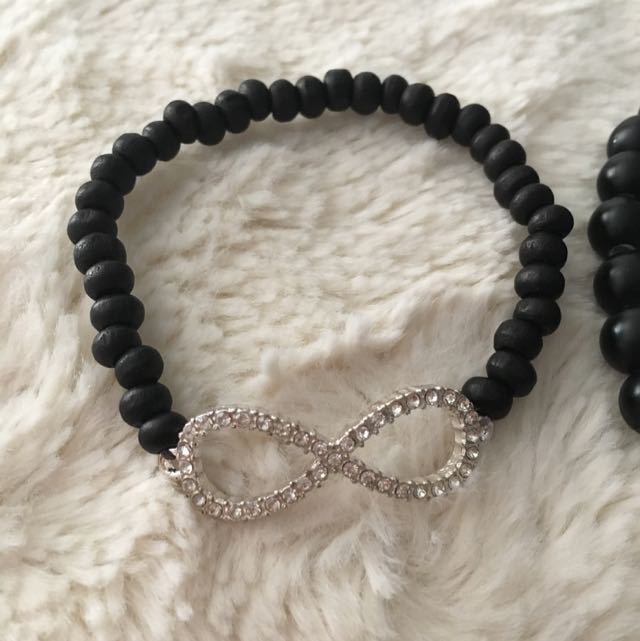 Infinity Bracelets (Category: Jewelry) located in Oshawa. Submitted by sjs016 (Listing ID 70619654, Image 2). Description: .