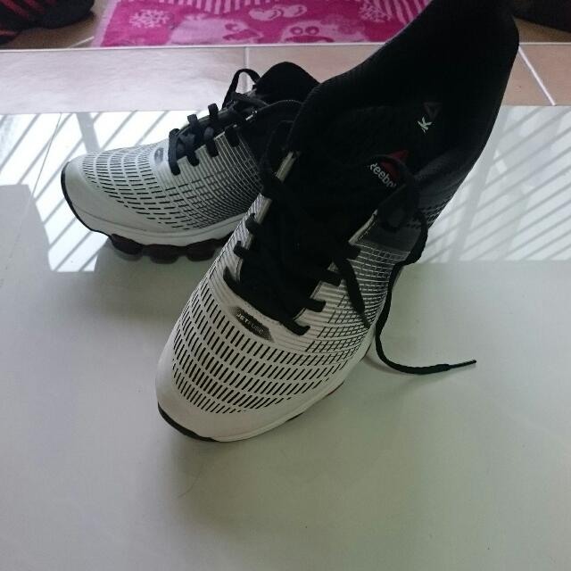 Reebok on sale jetfuse shoes