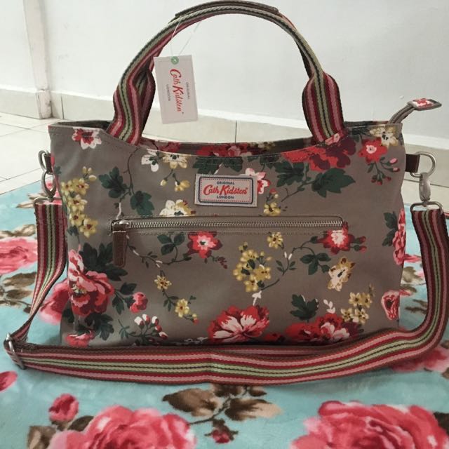 Cath kidston hotsell zipped handbag