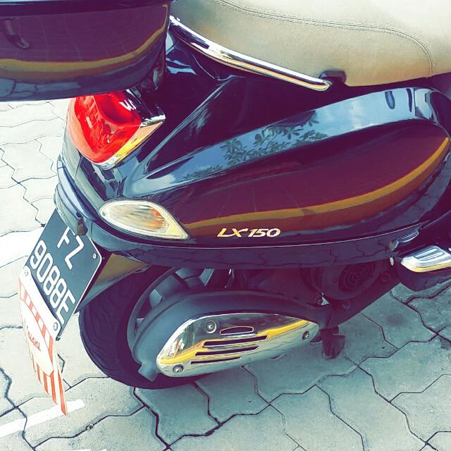 Vespa LX150 COE 2025, Motorcycles on Carousell