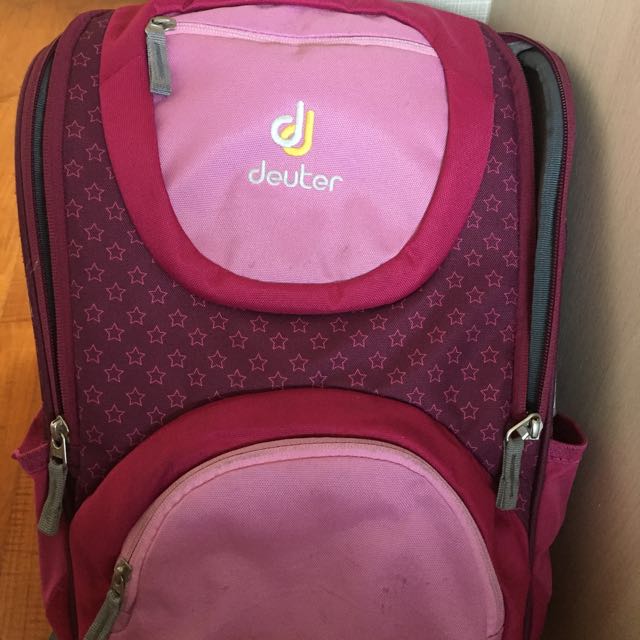 Deuter Primary School Bag Bulletin Board Looking For on Carousell