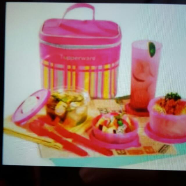 Fame N Famous Lunch Set Tupperware Kitchen Appliances On Carousell