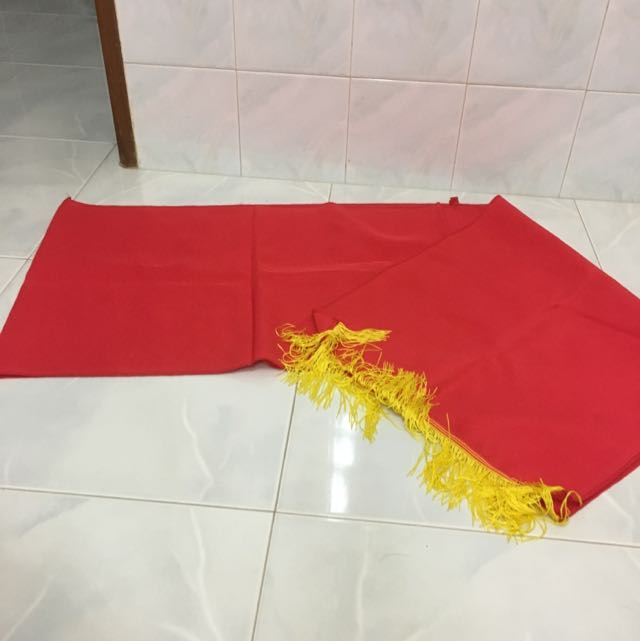 Red Cloth For Front Door, Bulletin Board, Looking For on Carousell