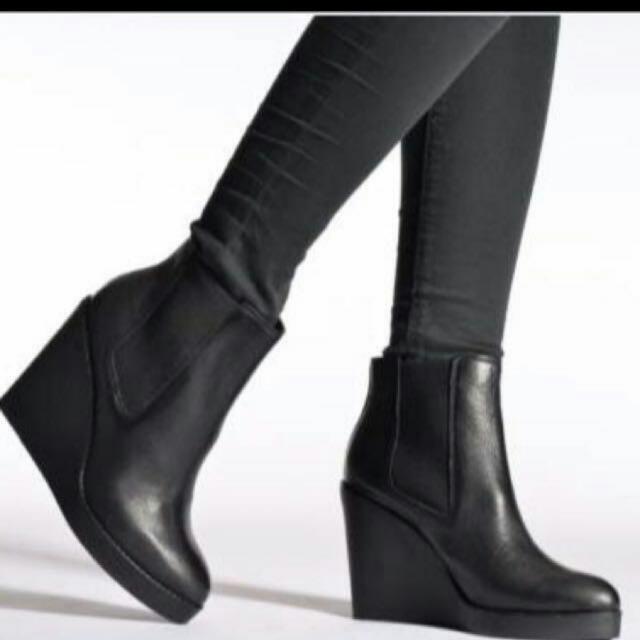 Grine pisk mobil Aldo Brand New Wedge Boots-black Size 38, Women's Fashion, Footwear, Wedges  on Carousell