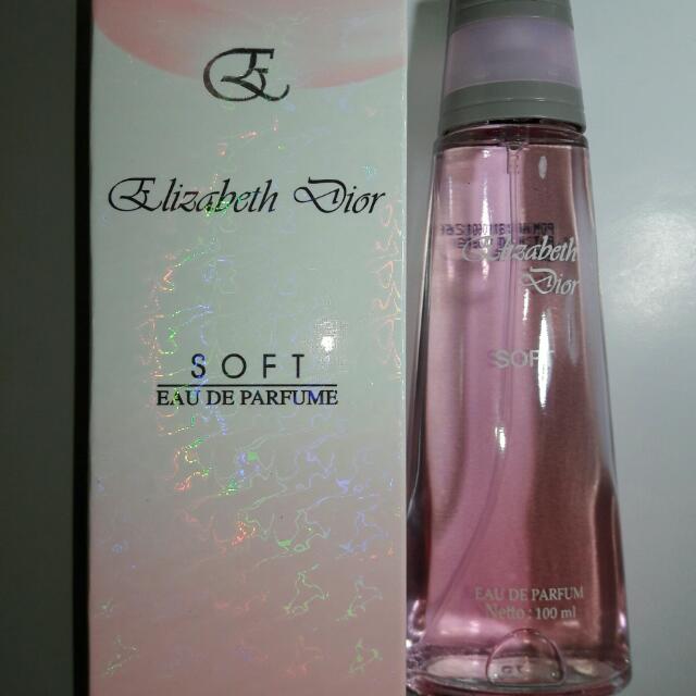 elizabeth dior perfume