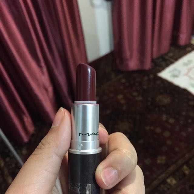 Mac Diva Lipstick Kesehatan Kecantikan Rias Wajah Di Carousell