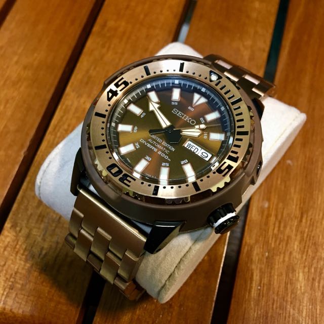 Seiko Rose Gold Baby Tuna Rare Limited Edition, Luxury, Watches on Carousell