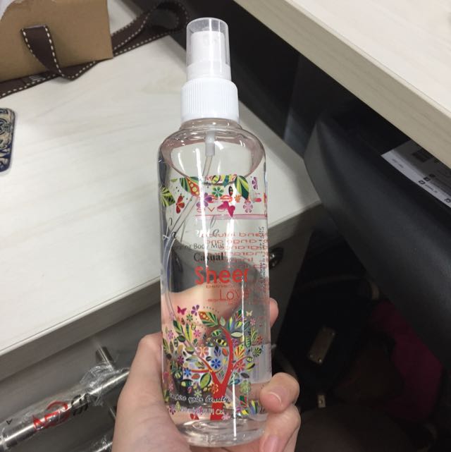 La perle body mist online