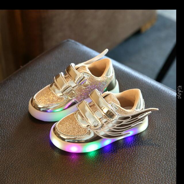 Kids flying shoes clearance