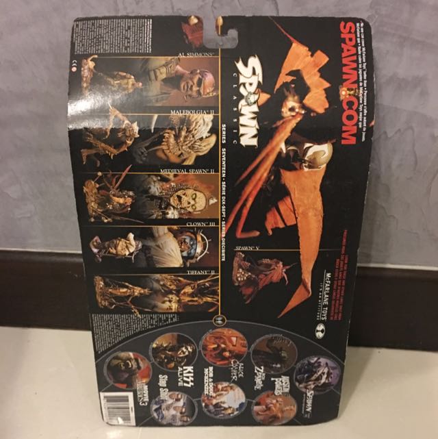 Mcfarlane Classic Spawn (Category: Toy Figures) located in Singapore. Submitted by recyclelic (Listing ID 71402200, Image 3). Description: .