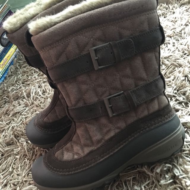 columbia techlite winter boots