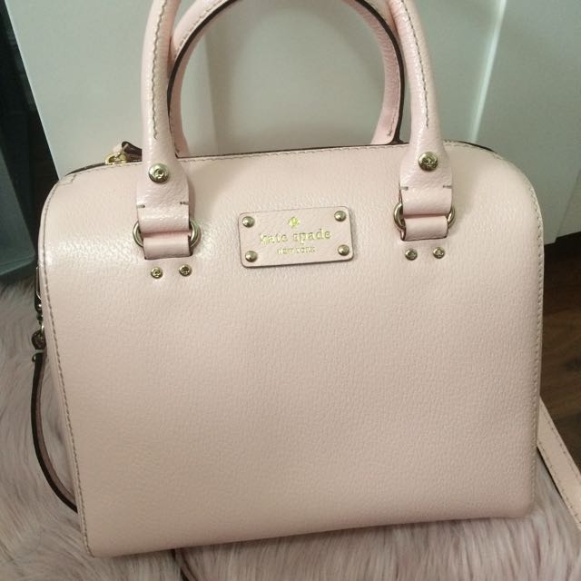 Like New Kate Spade Wellesley Alessa Leather Satchel Hand Bag in Baby Pink,  Women's Fashion, Bags & Wallets on Carousell