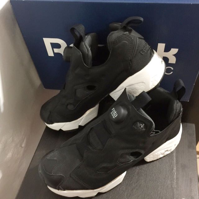 Pump黑魂 她的時尚 鞋子在旋轉拍賣