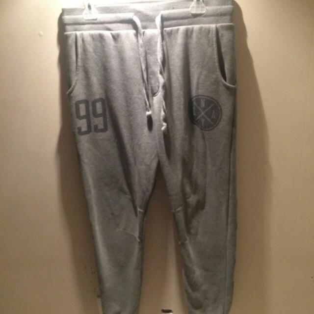 Urban heritage jogger, Men's Fashion, Bottoms, Joggers on Carousell