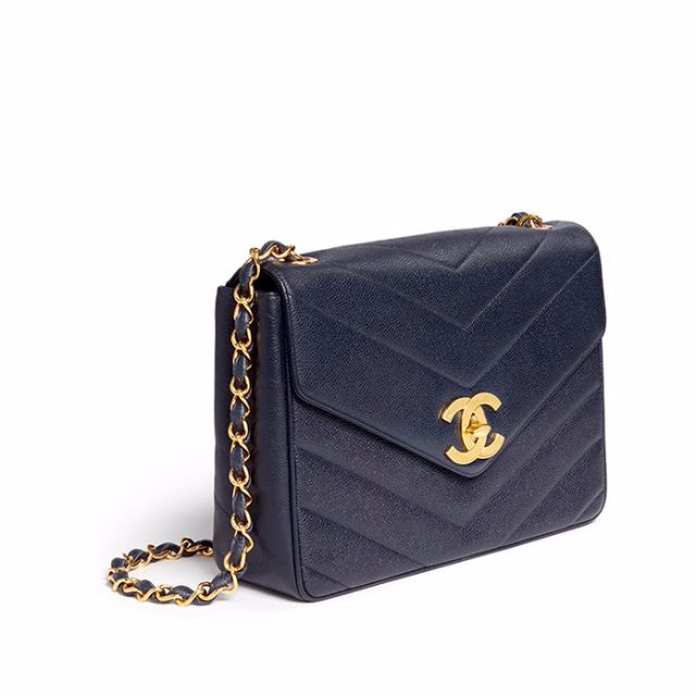 chanel chevron quilted flap bag