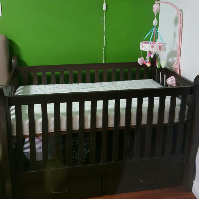 Convertible Crib Into DayBed With Pullout Drawers, Babies & Kids, Baby