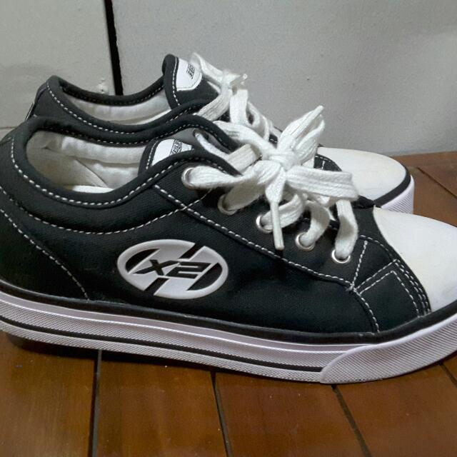 HEELYS JAZZY X2 Black And White Sports Equipment PMDs E