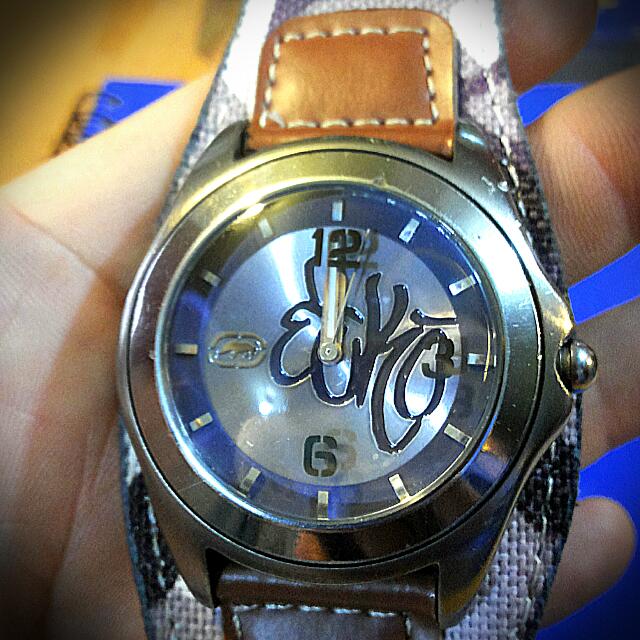MARC ECKO WATCH (Category: Men's Watches) located in Manila. Submitted by thegreat. (Listing ID 71584468, Image 3). Description: Authentic original Good running condition Japan movement Replaced brand new strap.