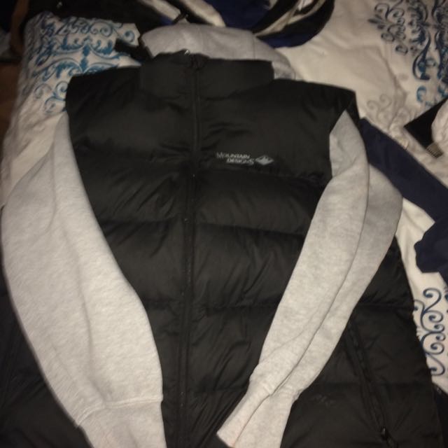 Mountain Design And Dtac Alien Men S Fashion Clothes On Carousell
