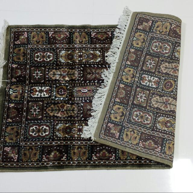 Carpet From Sri Lanka,Kashmir, Food & Drinks, Local Eats on Carousell
