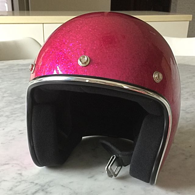 Biltwell store novelty helmet