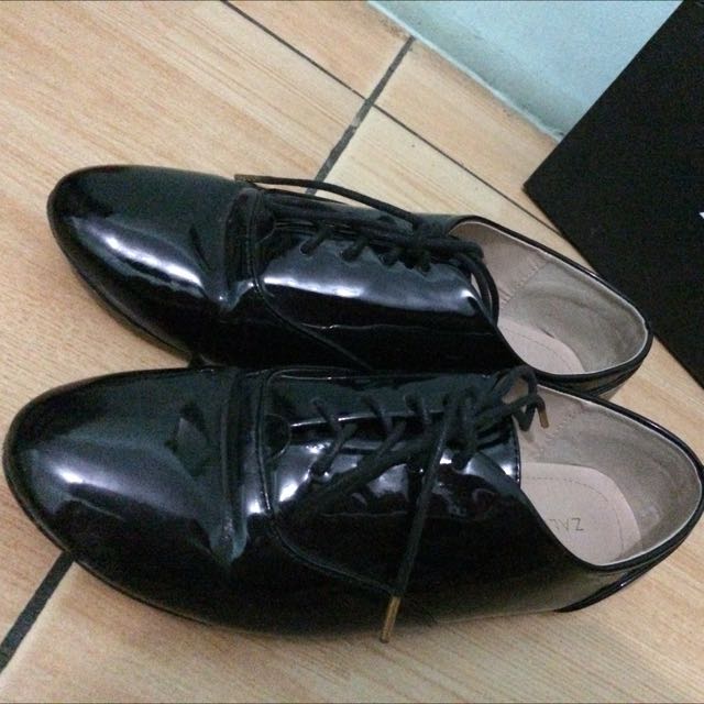Zalora Oxford Shoes Fesyen Wanita Sepatu di Carousell