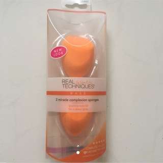 Real Technique- Miracle Completion Sponge