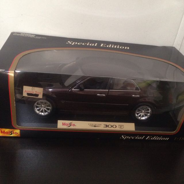 maisto chrysler 300