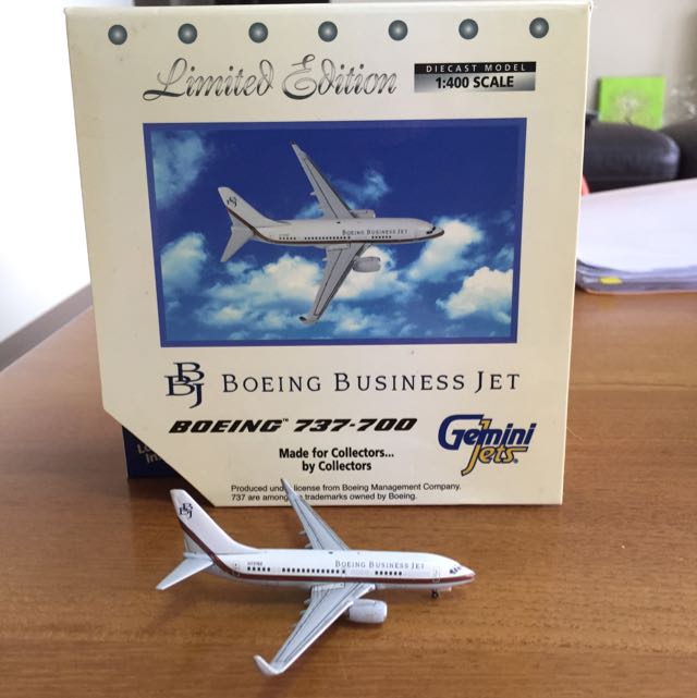 1:400 Boeing Business Jet Bbj 737-700 Diecast Model, Hobbies & Toys, Toys &  Games On Carousell