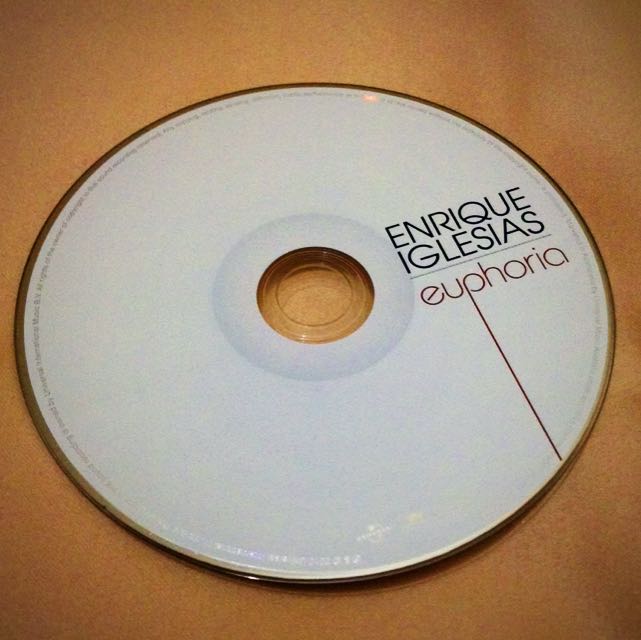CD Enrique Iglesias Euphoria, Hobbies & Toys, Music & Media, CDs
