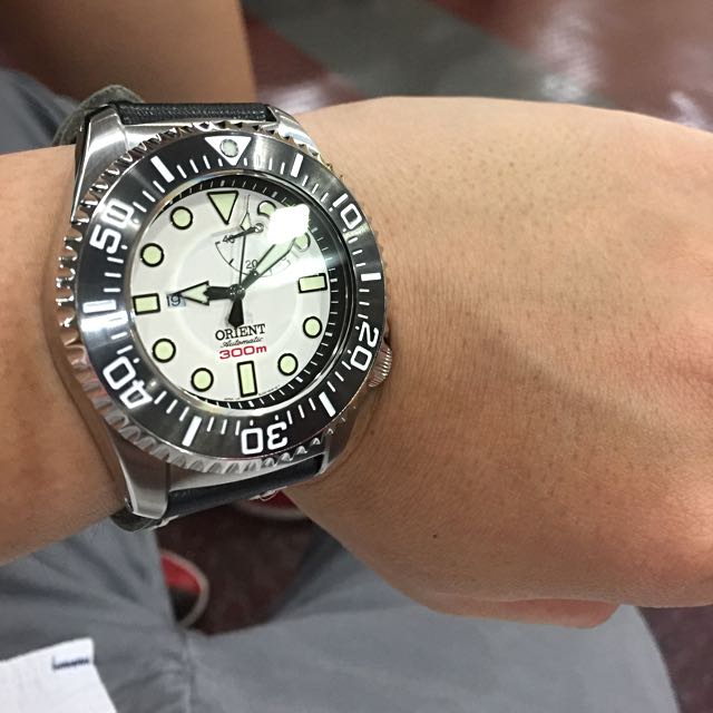 El02003w clearance