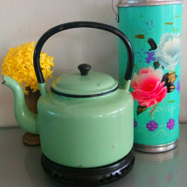 Kettle, Furniture & Home Living, Home Decor, Vases & Decorative Bowls