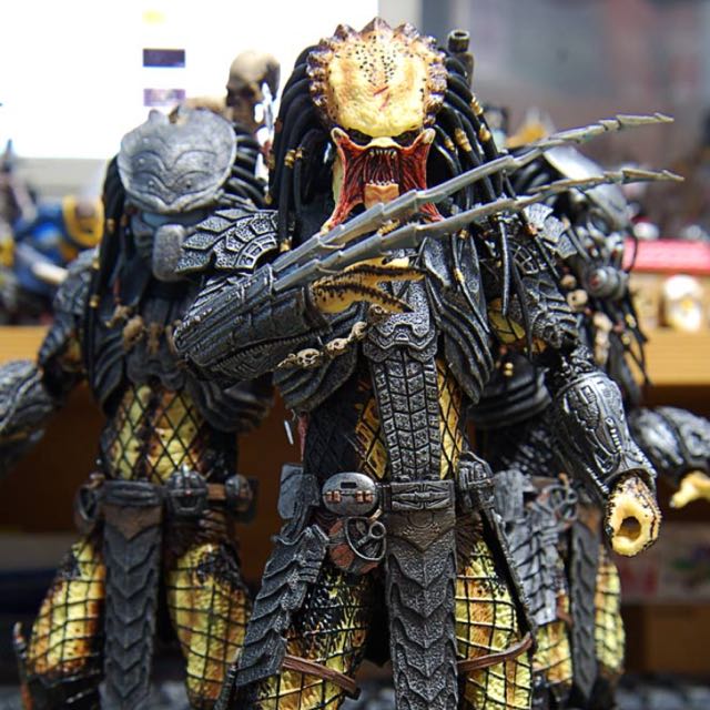 Neca unmasked top scar predator