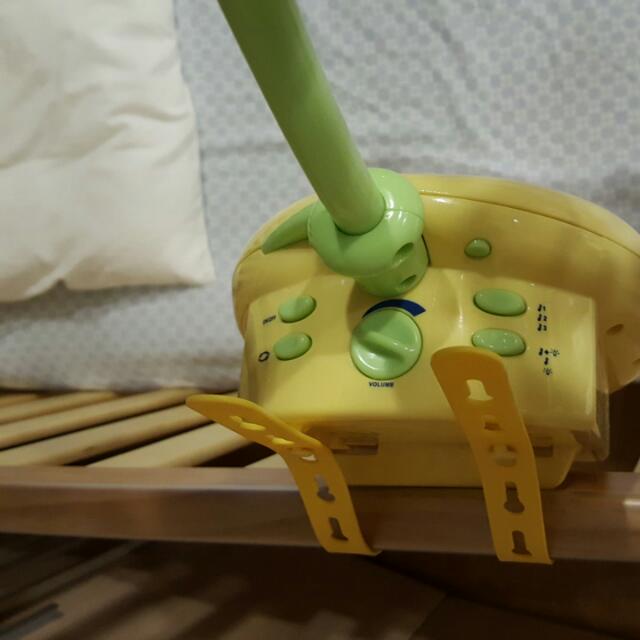 Winnie the Pooh LightUp Cot Mobile, Babies & Kids, Infant Playtime on