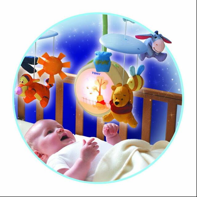 Winnie the Pooh LightUp Cot Mobile, Babies & Kids, Infant Playtime on