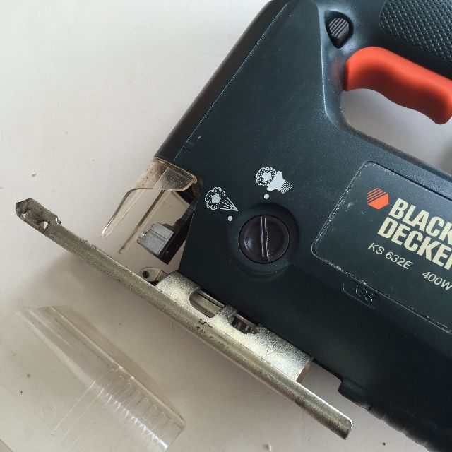 Black and Decker handheld jigsaw KS 632E, Hobbies & Toys, Stationery