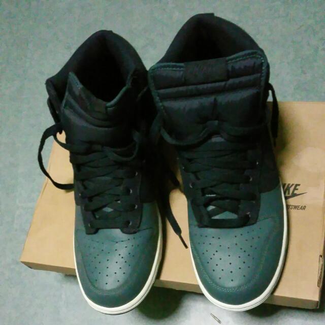Nike High Cut Shoe, Men's Fashion, Footwear, Sneakers on Carousell
