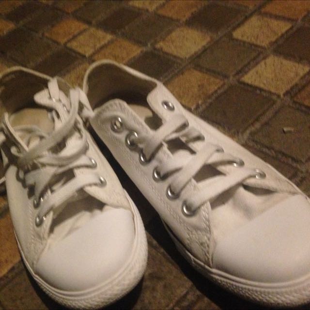 slim white converse