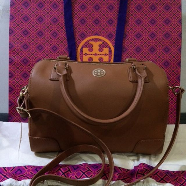 Tory Burch Leather Doctor's Bag, Luxury, Bags & Wallets on Carousell