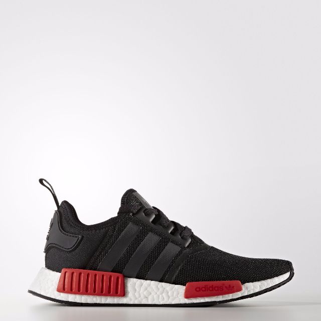 nmd r1 core black red