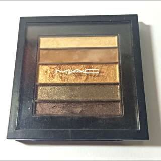 MAC EYESHADOW