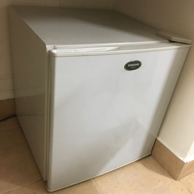 Samsung Mini Bar Fridge, Furniture on Carousell
