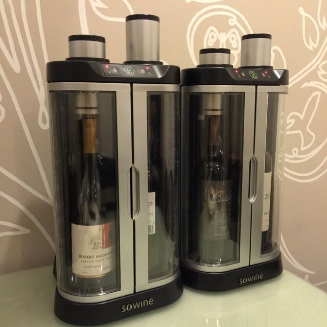 Wine Fridge / Cooler / Chiller And Preserver, TV & Home Appliances