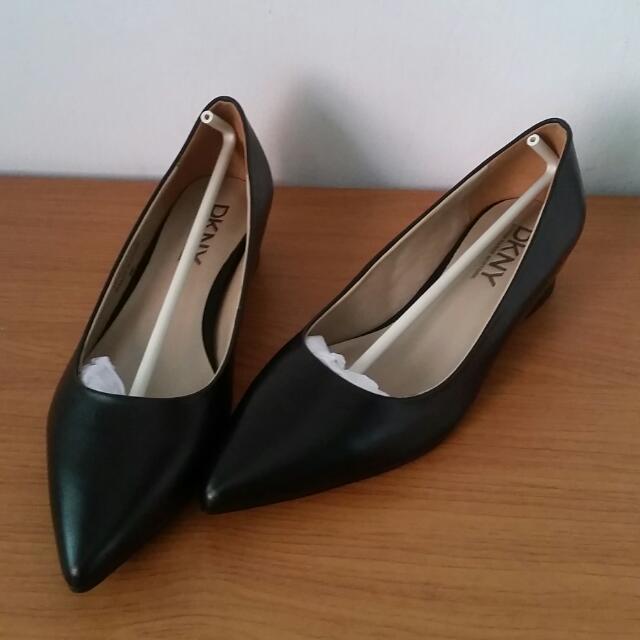office shoes dkny