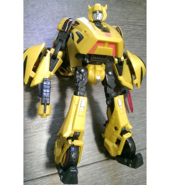 transformers generations war for cybertron deluxe bumblebee