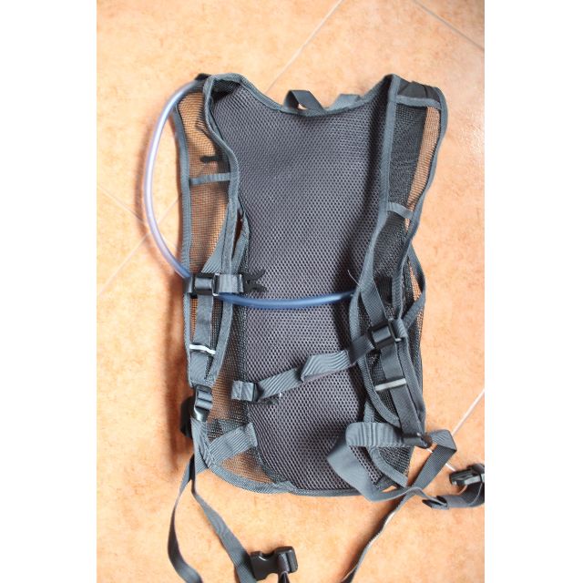 muddyfox buzz 10l hydration pack