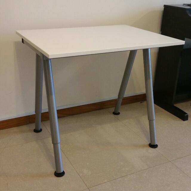 80 x 60 desk